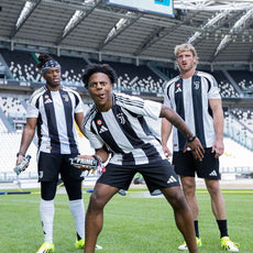 Juventus F.C. Limited Edition PRIME Hydration - 16.9 fl.oz (500ml) image 3