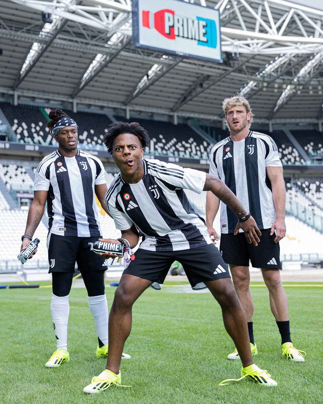 Juventus F.C. Limited Edition PRIME Hydration - 16.9 fl.oz (500ml) image 3