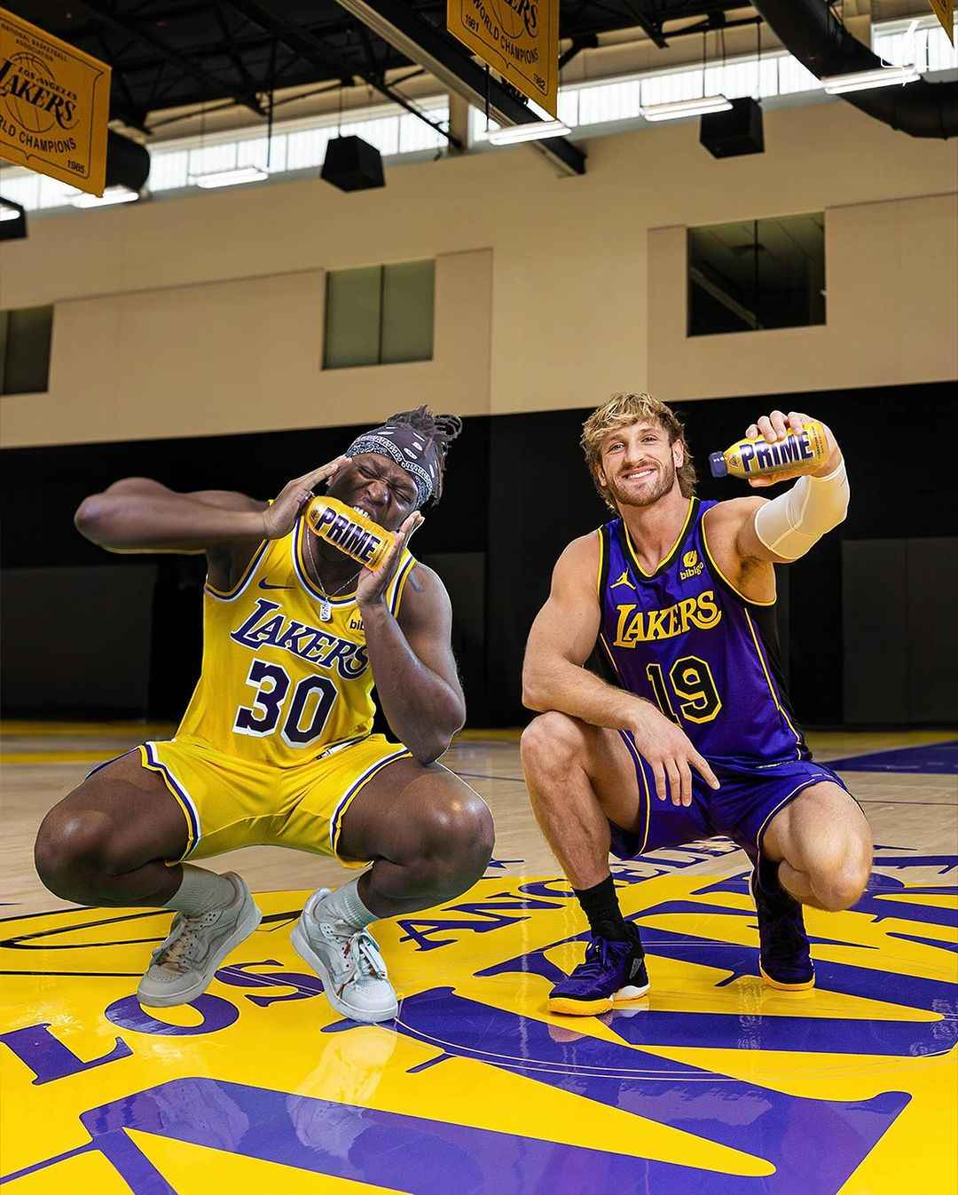 LA Lakers Limited Edition PRIME Hydration image 3